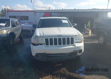 2010 Jeep Grand Cherokee Laredo z USA, uszkodzony, nr VIN 1J4PR4GK7AC148529